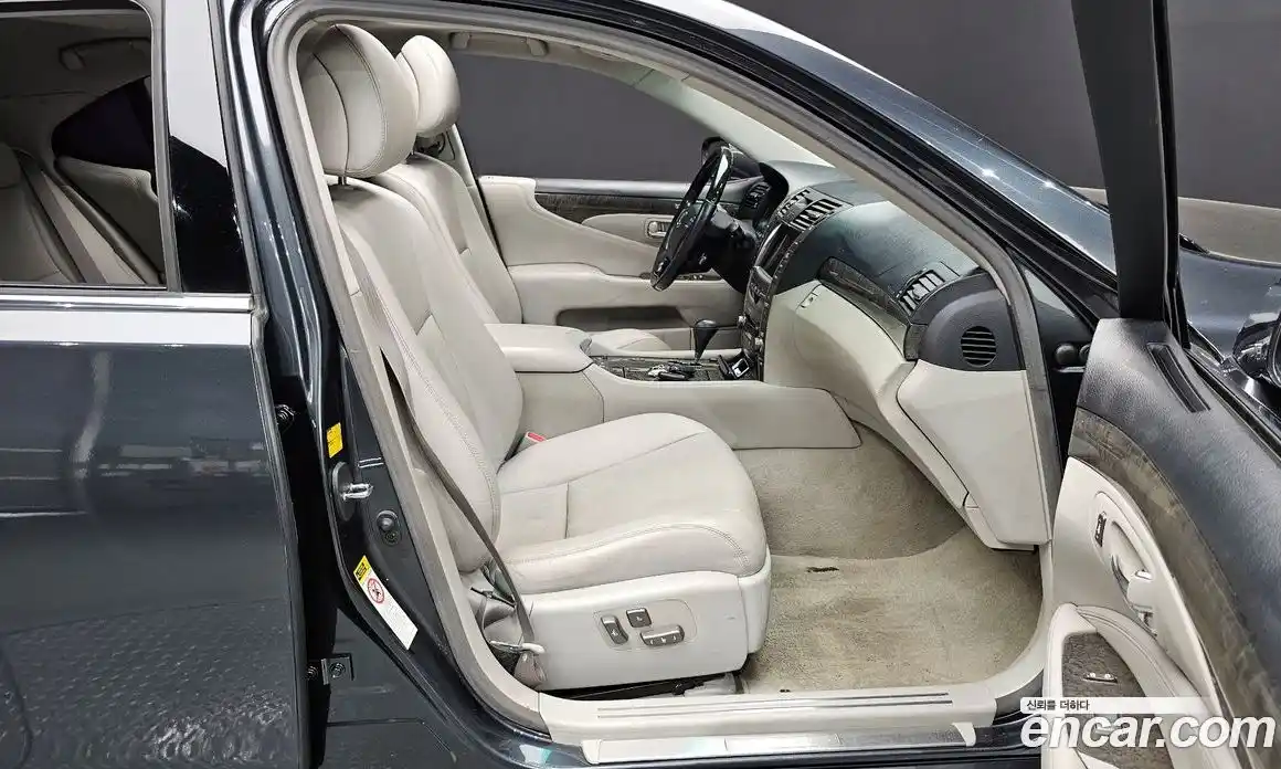 Lexus LS 2008 4.6 Автомат в Москве № 232061, фото 9