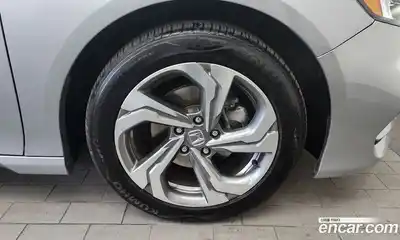 Honda Accord 2019 1.5 Автомат в Москве № 232857, миниатюра 5