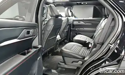 Ford Explorer 2025 2.3 Автомат в Москве № 233226, миниатюра 6