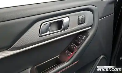 Ford Explorer 2025 2.3 Автомат в Москве № 233226, миниатюра 8