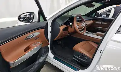 Genesis GV70 2024 2.5 Автомат в Москве № 23593, миниатюра 9