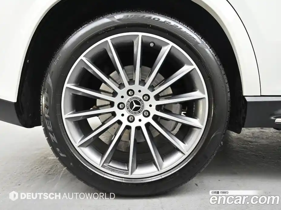 Mercedes-Benz GLE-Class 2025 3.0 Автомат в Москве № 237934, фото 5