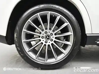 Mercedes-Benz GLE-Class 2025 3.0 Автомат в Москве № 237934, миниатюра 5