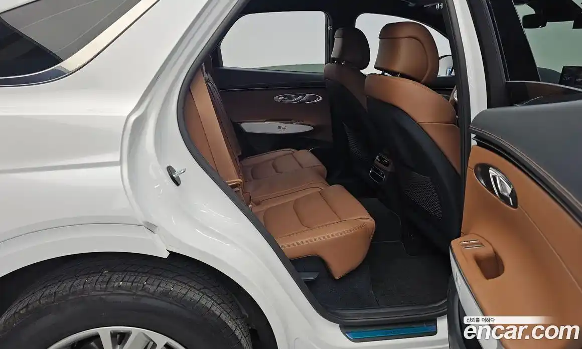 Genesis GV70 2022 2.5 Автомат в Москве № 24171, фото 16