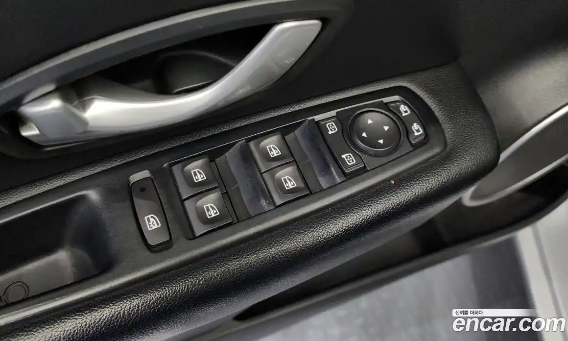 Renault SM3 2014 1.6 Автомат в Москве № 242821, фото 6