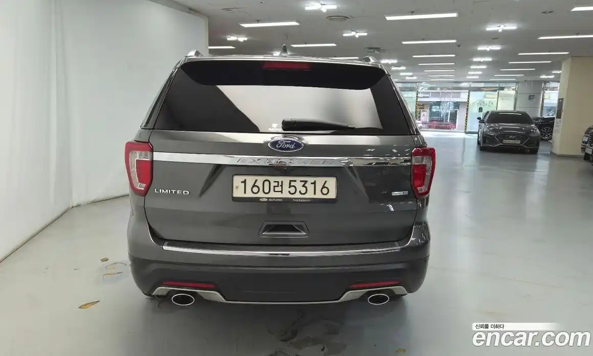 Ford Explorer 2019 2.3 Автомат в Москве № 255642, фото 5