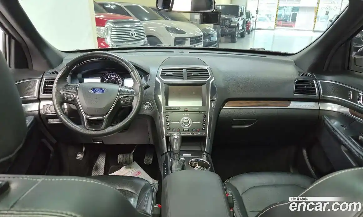 Ford Explorer 2019 2.3 Автомат в Москве № 255642, фото 6