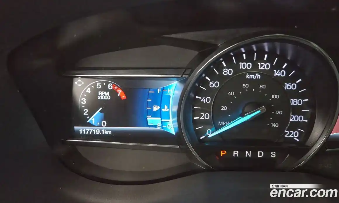 Ford Explorer 2019 2.3 Автомат в Москве № 255642, фото 9