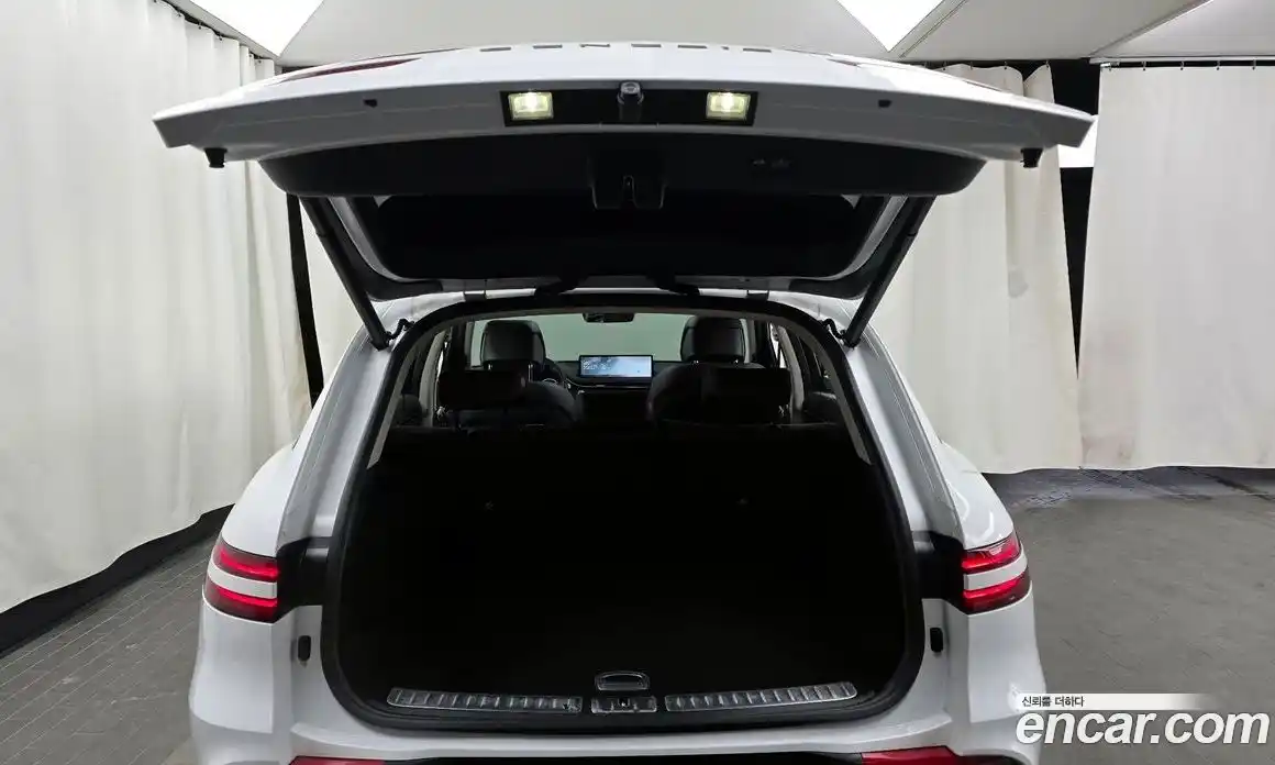 Genesis GV70 2023 2.5 Автомат в Москве № 26864, фото 12