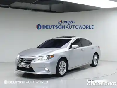 Lexus ES, 2014