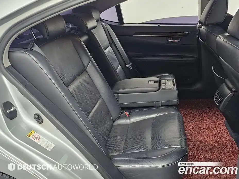 Lexus ES 2014 2.5 Автомат в Москве № 275943, фото 12