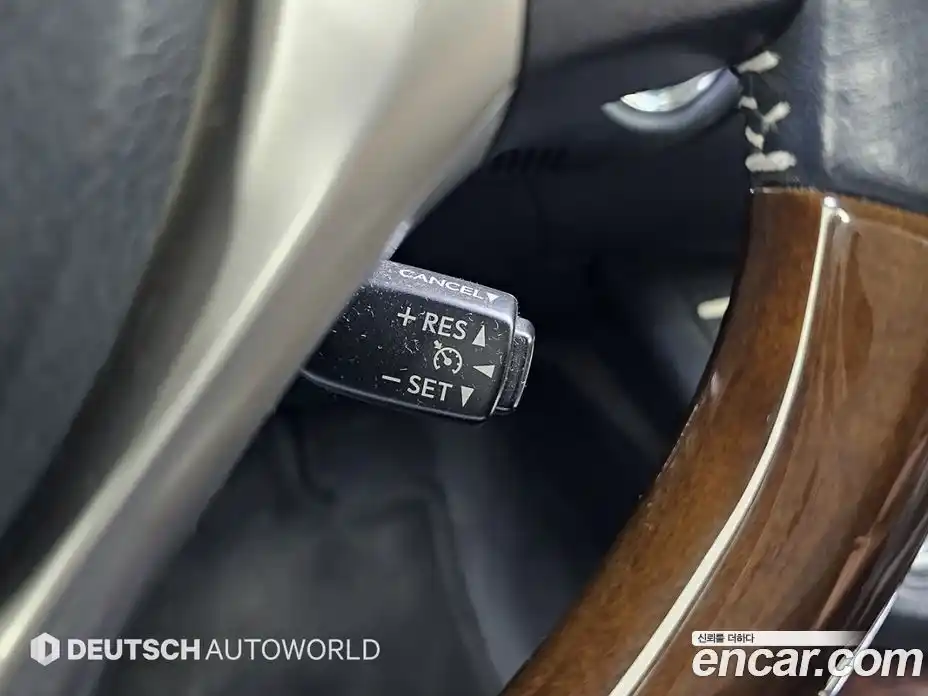 Lexus ES 2014 2.5 Автомат в Москве № 275943, фото 17