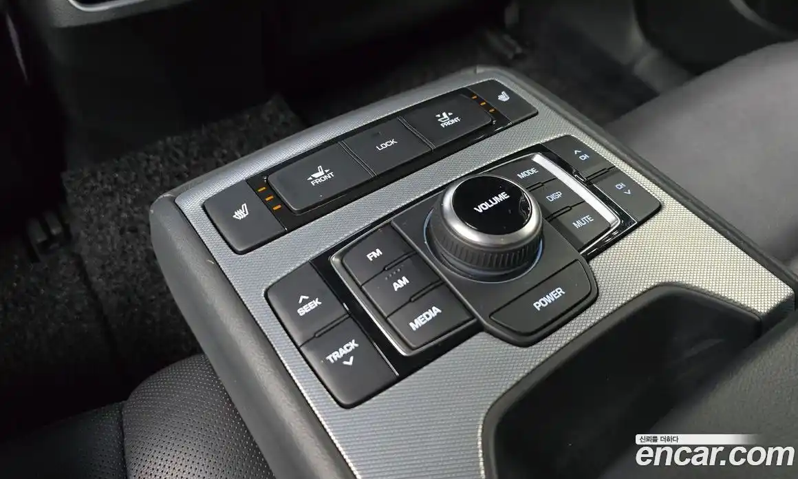 Genesis G80 2018 3.3 Автомат в Москве № 27670, фото 18