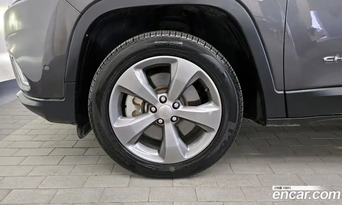 Jeep Cherokee 2020 2.4 Автомат в Москве № 278691, фото 13