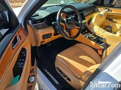 Jeep Cherokee 2023 2.0 Автомат в Москве № 279115, миниатюра 7