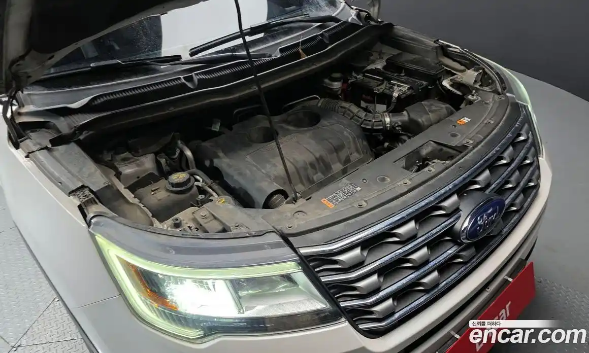 Ford Explorer 2017 2.3 Автомат в Москве № 281513, фото 18