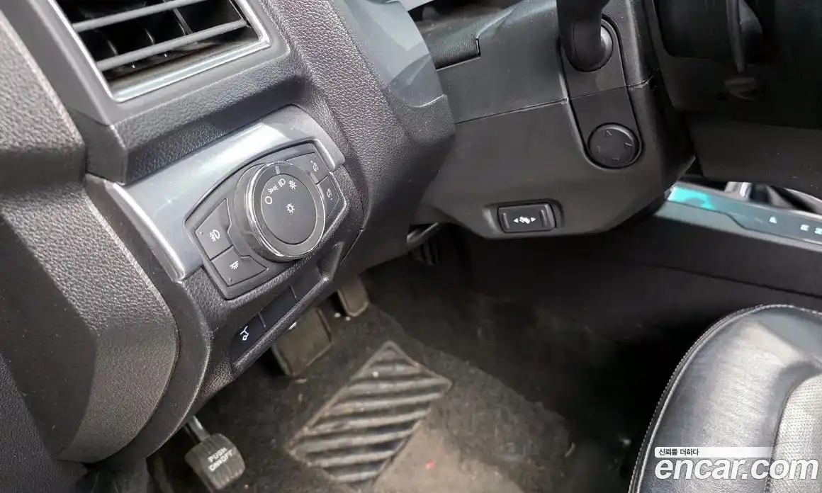 Ford Explorer 2017 2.3 Автомат в Москве № 281513, фото 5