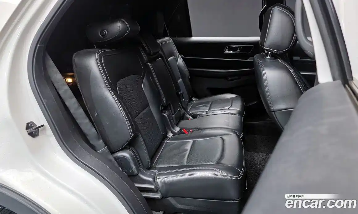 Ford Explorer 2017 2.3 Автомат в Москве № 281513, фото 7