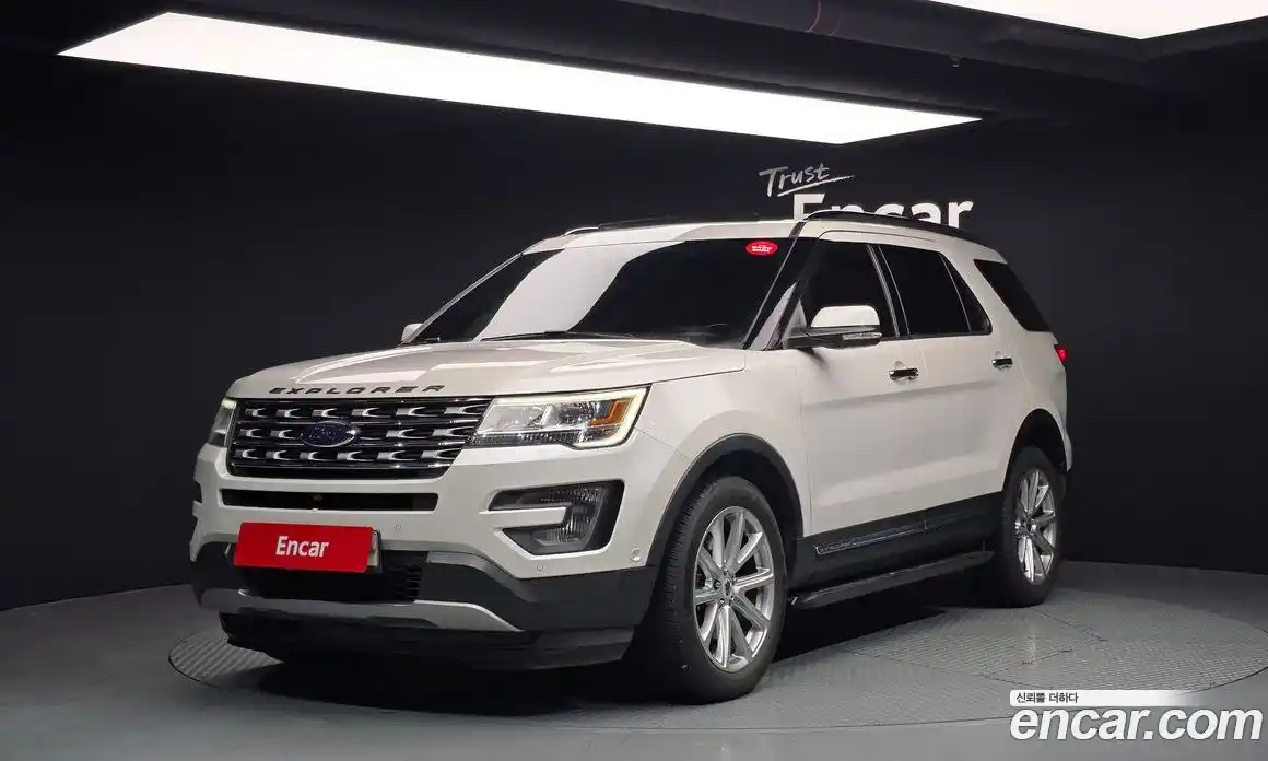 Ford Explorer 2017 2.3 Автомат в Москве № 281513, фото 8