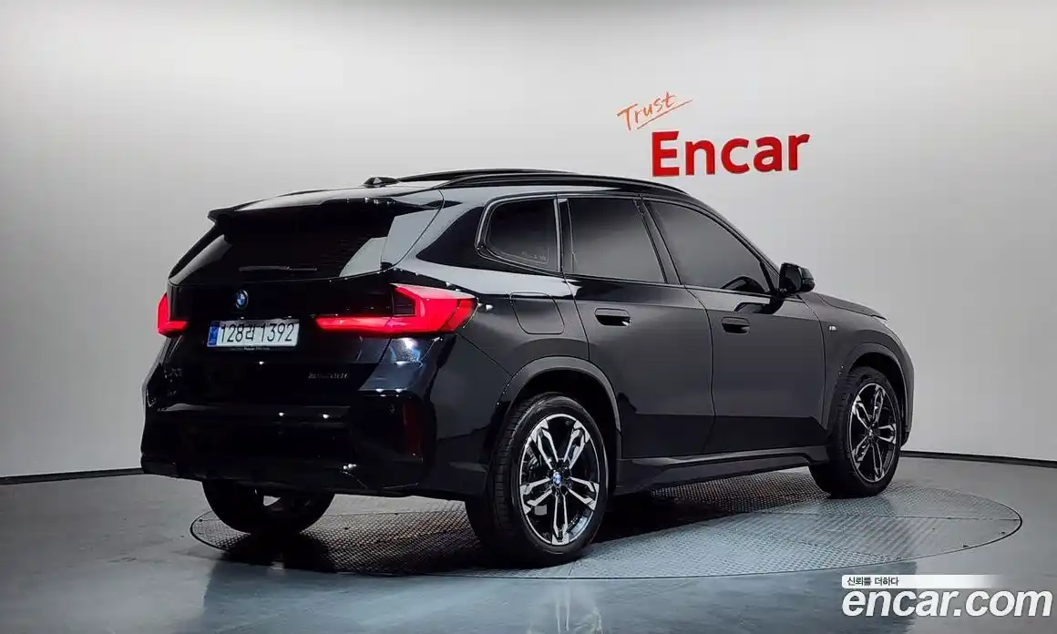 BMW X1 2024 2.0 Автомат в Москве № 284105, фото 3