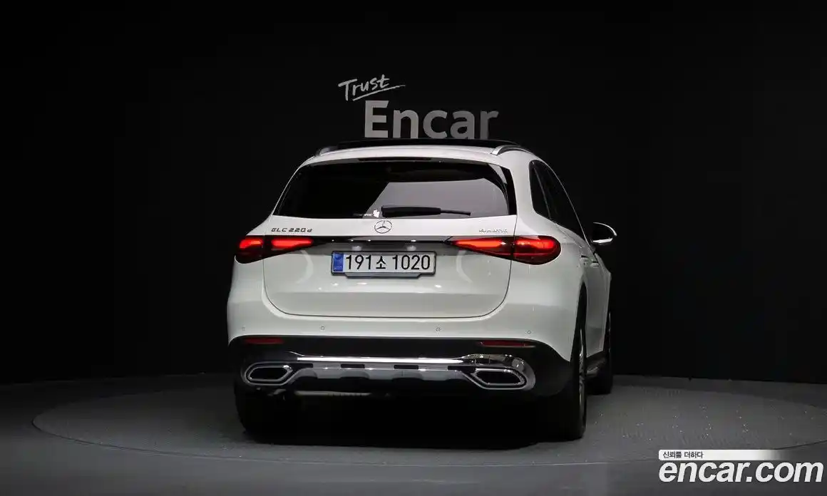 Mercedes-Benz GLC-Class 2025 2.0 Автомат в Москве № 286071, фото 4