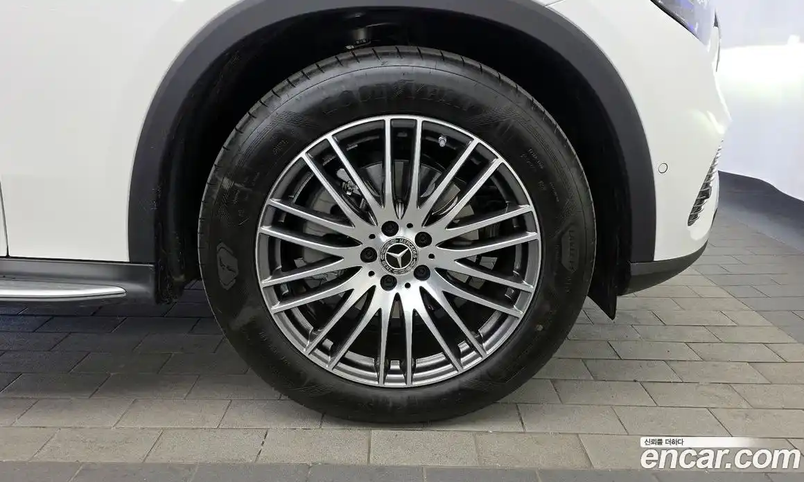 Mercedes-Benz GLC-Class 2025 2.0 Автомат в Москве № 286071, фото 5