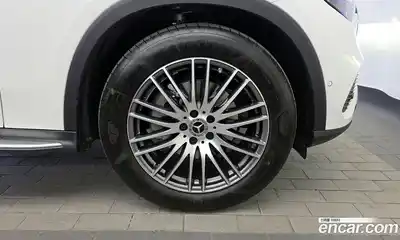 Mercedes-Benz GLC-Class 2025 2.0 Автомат в Москве № 286071, миниатюра 5