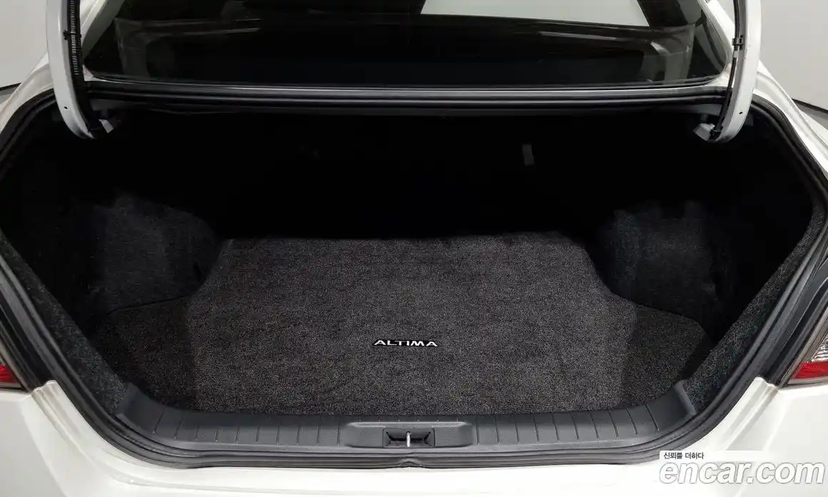 Nissan Altima 2016 2.5 Автомат в Москве № 292685, фото 13