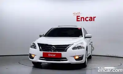 Nissan Altima 2016 2.5 Автомат в Москве № 292685, миниатюра 2