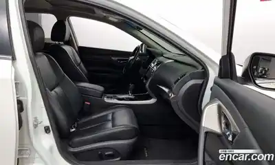 Nissan Altima 2016 2.5 Автомат в Москве № 292685, миниатюра 3