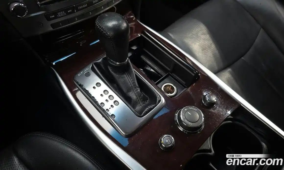 Infiniti M 2013 3.7 Автомат в Москве № 296048, фото 9