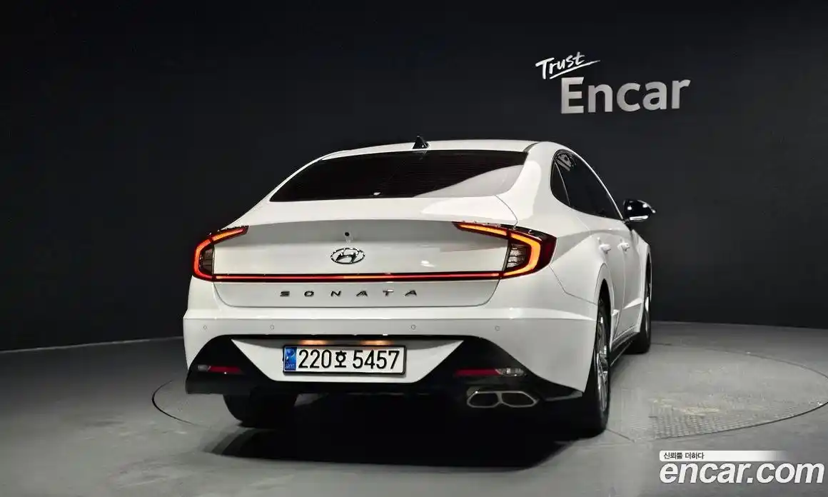 Hyundai Sonata 2023 1.6 Автомат в Москве № 2978, фото 20