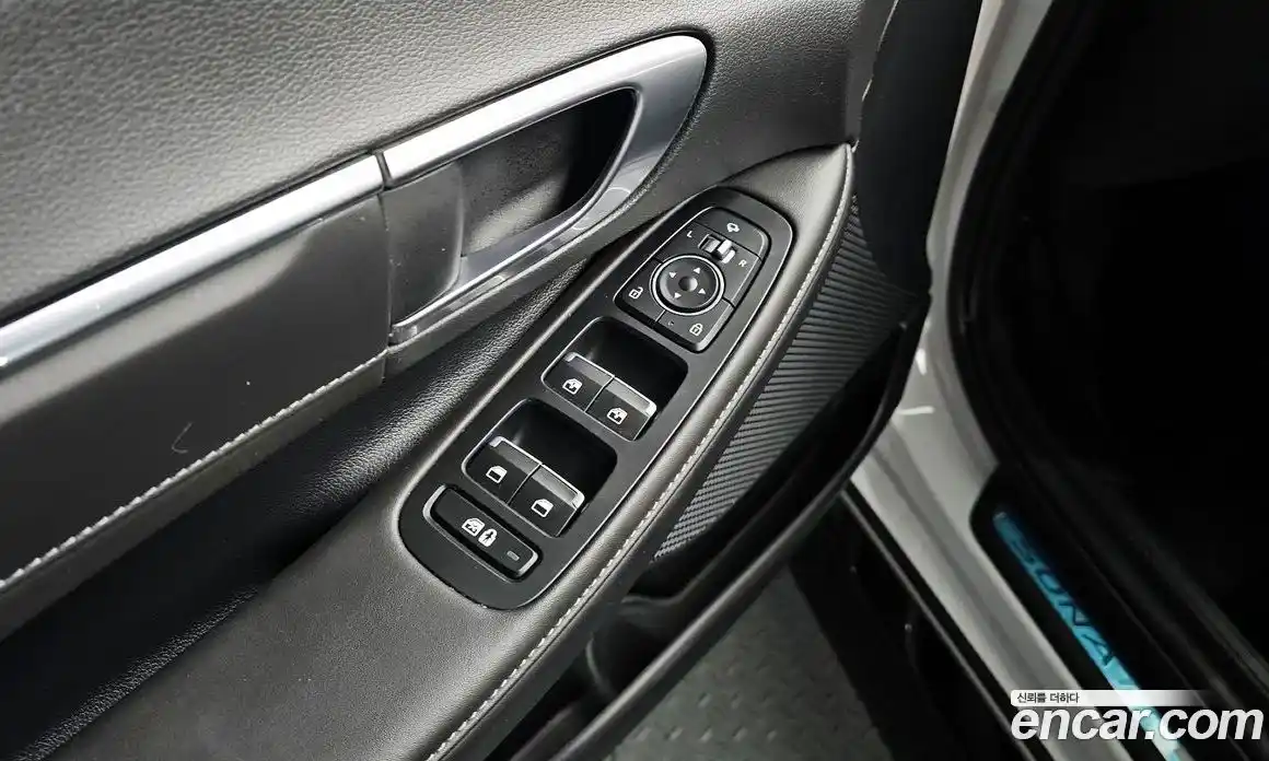 Hyundai Sonata 2023 1.6 Автомат в Москве № 2978, фото 8