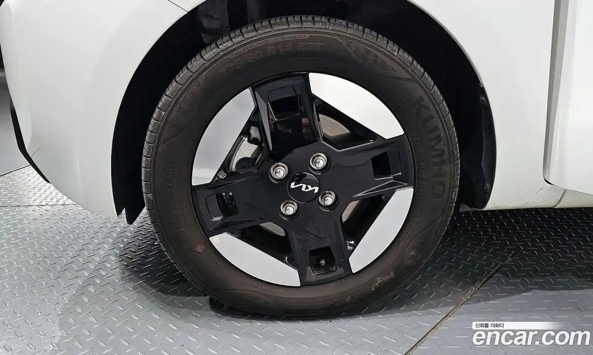 Kia Ray 2024 0.1 Автомат в Москве № 307072, фото 11