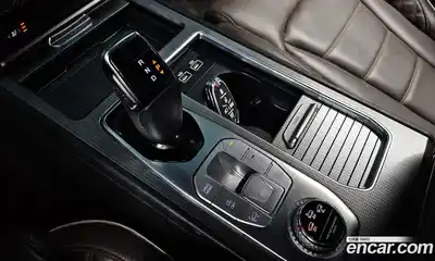 SsangYong Rexton 2021 2.2 Автомат в Москве № 30897, миниатюра 9