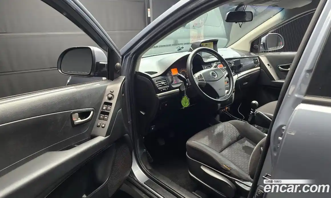 SsangYong Korando 2012 2.0 Механическая в Москве № 31304, фото 16