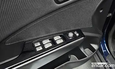 SsangYong TIBOLI 2017 1.6 Автомат в Москве № 31685, миниатюра 6