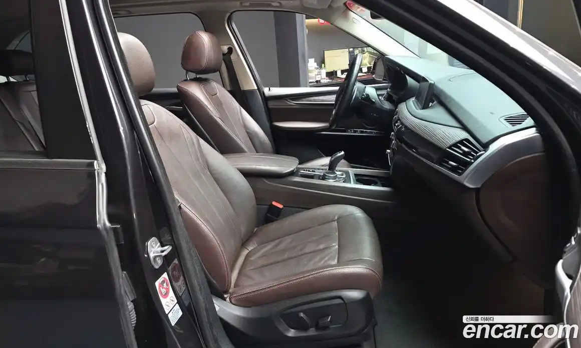 BMW X5 2018 3.0 Автомат в Москве № 320867, фото 17