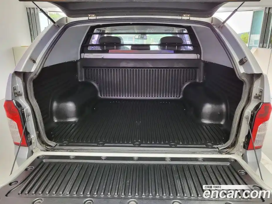 SsangYong Korando 2012 Автомат в Москве № 32556, фото 11