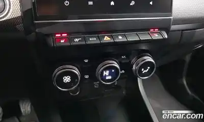 Renault XM3 2023 1.6 Автомат в Москве № 328337, миниатюра 2