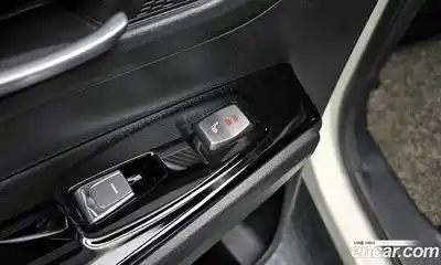 SsangYong Korando 2022 1.5 Автомат в Москве № 33099, миниатюра 4