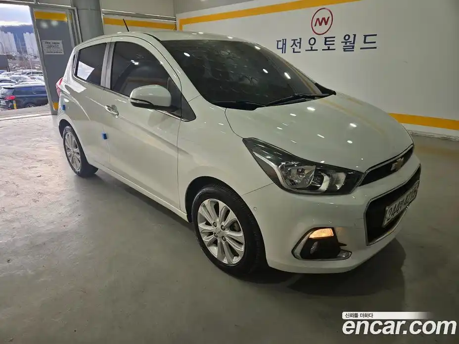 Chevrolet Spark 2017 1.0 Автомат в Москве № 333106, фото 3