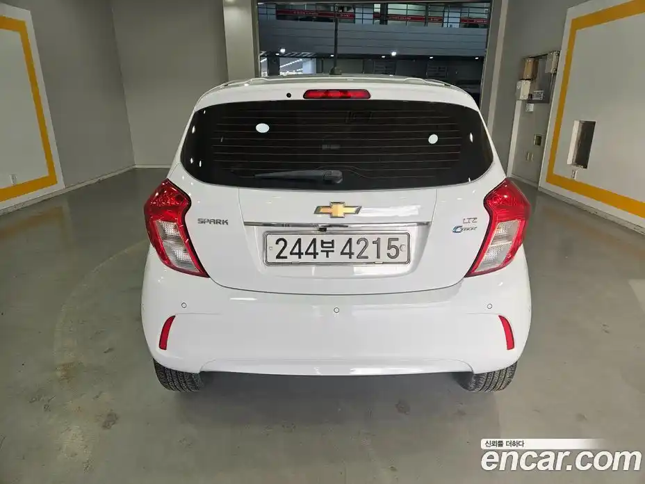 Chevrolet Spark 2017 1.0 Автомат в Москве № 333106, фото 5