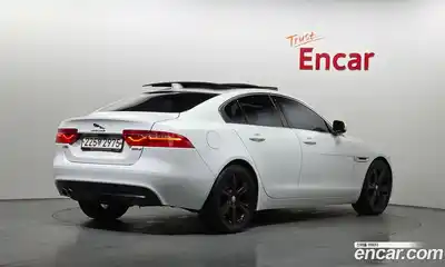 Jaguar XE, 2019