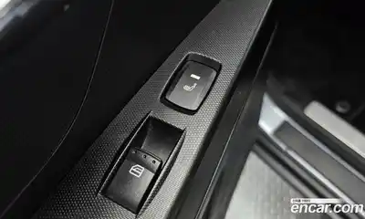 SsangYong Korando 2013 2.0 Автомат в Москве № 33952, миниатюра 4