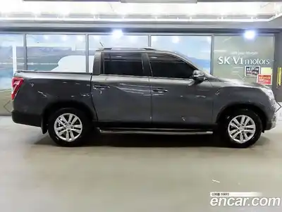 SsangYong Rexton 2019 2.2 Автомат в Москве № 34290, миниатюра 3