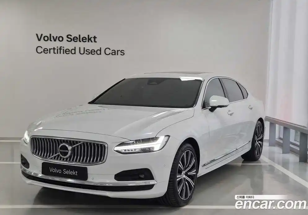 Volvo S90 2024 2.0 Автомат в Москве № 344340, фото 1