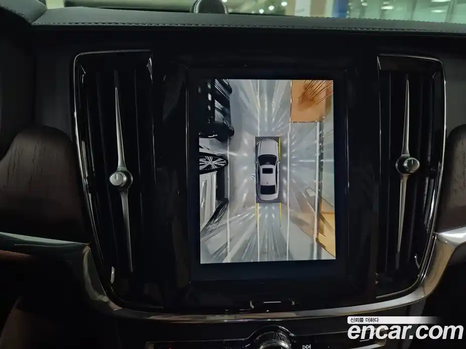 Volvo S90 2024 2.0 Автомат в Москве № 344340, фото 16