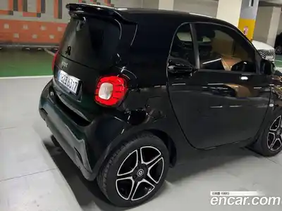 Smart Fortwo 2015 1.0 Механическая в Москве № 346180, миниатюра 2