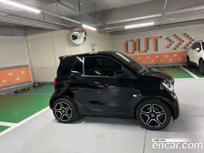 Smart Fortwo 2015 1.0 Механическая в Москве № 346180, миниатюра 10